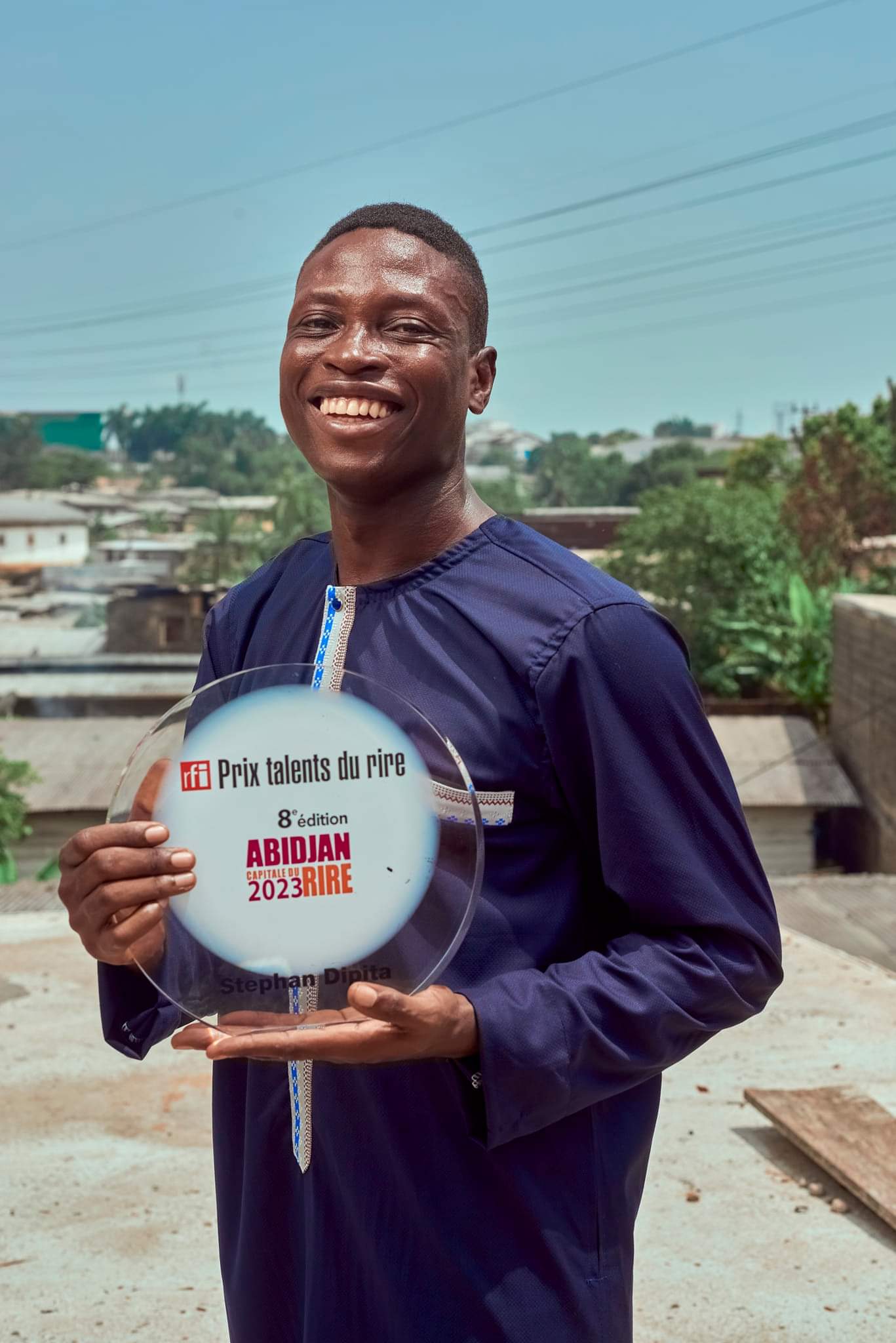 Découvrez Stéphan Dipita, lauréat du prix RFI talents du rire 2022