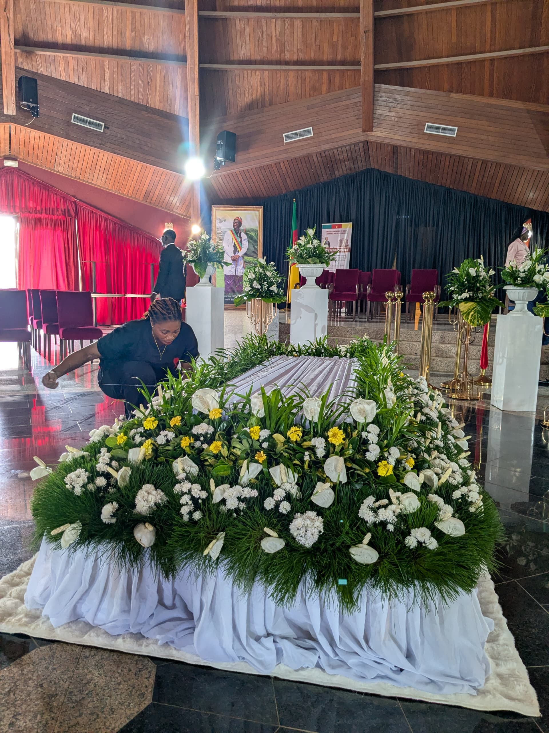 Flower arrangement