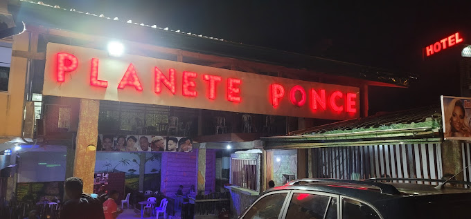 Cabaret Planète Ponce